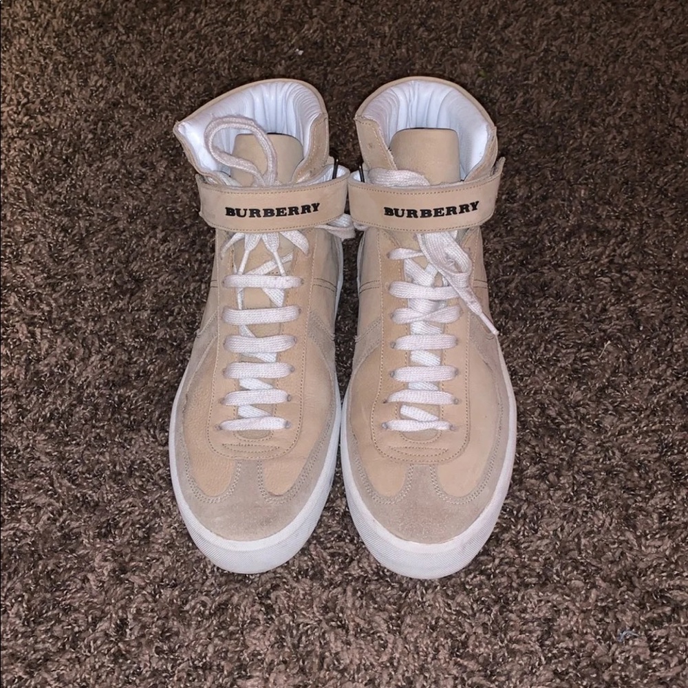 Burberry hi-top Sneakers